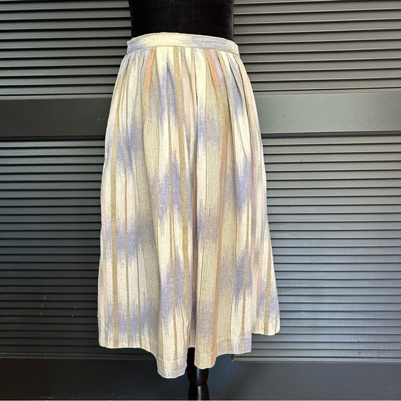 Vintage Ikat Midi Button Down Skirt, 100% Cotton, Textured, Pockets, Size Small - Picture 8 of 12